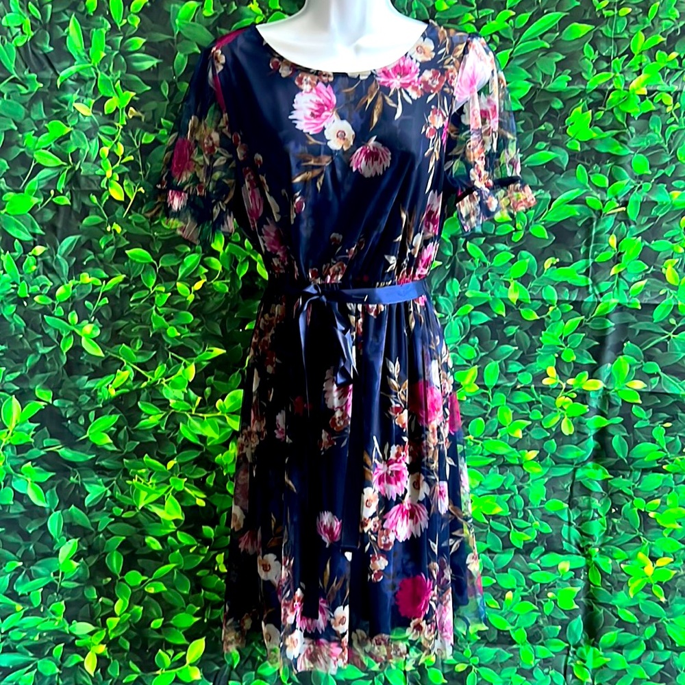 Layered floral dress with ribbon tie